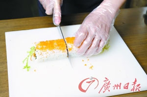 点击图片进入第一页