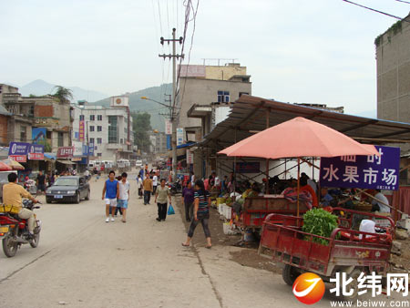 雅安人口密度_震中附近的人口密度图:-地震快讯 广元青川县发生5.4级地震 成渝(3)