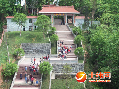 小学生积极向上的画画作品