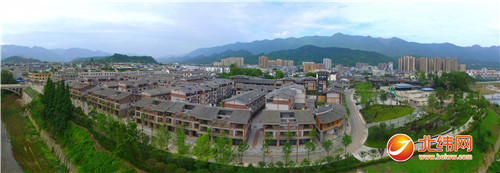 雅安总人口_雅安职业技术学院(3)