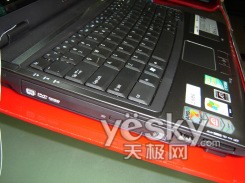 �곞 TravelMate 4520-551G16Mi