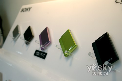 SONY DSC-T77