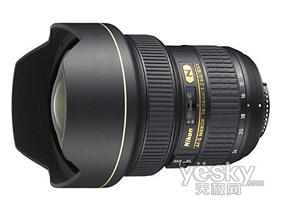 D700