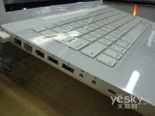 苹果 MacBook MB402CH/A