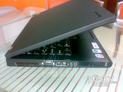 联想ThinkPad T400