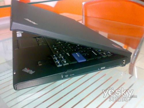 联想ThinkPad T400