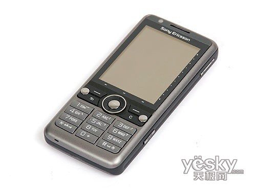 索爱 G700