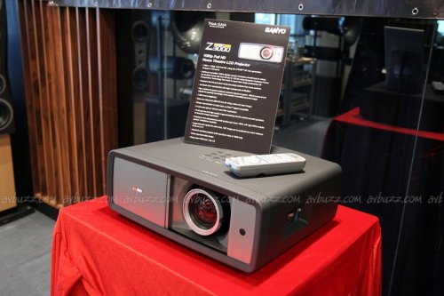 三洋 PLV-Z3000 投影机