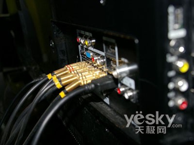 ����750��� ����LA52A650A1R����10999