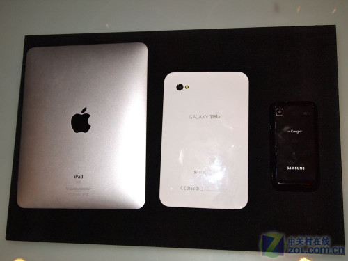 三星平板电脑:能插卡照相通话