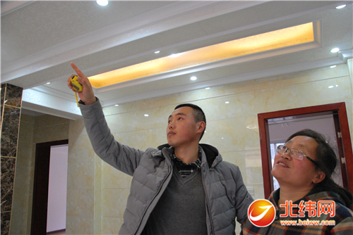 自强不息战苦难 村民眼中的榜样