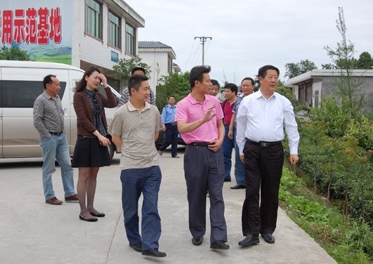 国家工商总局市场规范管理司巡视员王晋杰一行