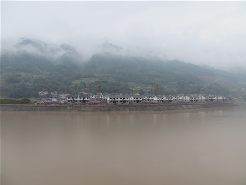 仁义村人口_山西灵石县仁义村