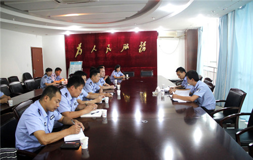 汉源县公安局召开PGIS平台和警综平台培训工
