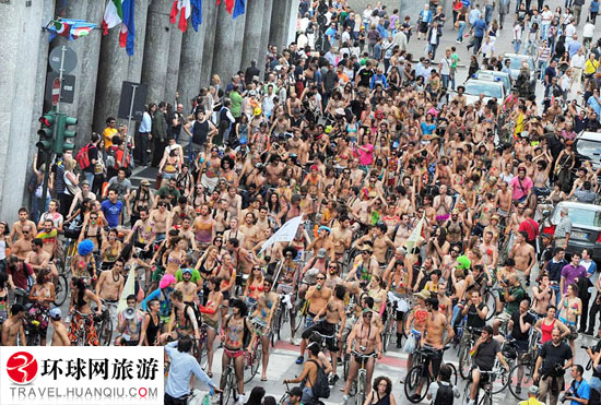 走近世界自行车裸骑大赛(组图)
