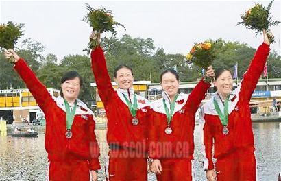 皮划艇王凤和杨雅莉:雅女挥桨 情系奥运(图)