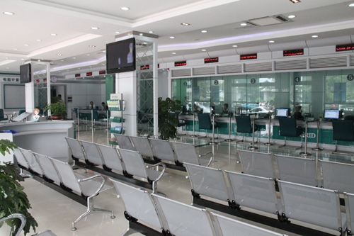 提升硬件设施 荥经公司500平米标准化供电营业