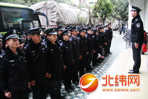 石棉县公安局举行第三期实习警员来棉实习欢迎