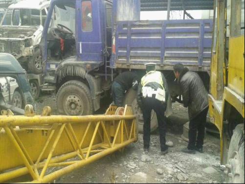 现场监销解体报废大货车 把好事故预防源头关