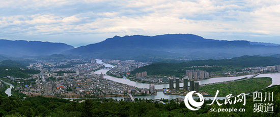 叶壮:后发追赶 做好雅安生态文明示范大文章-专题报道-雅安北纬网