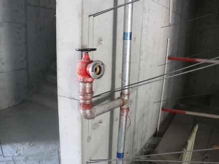 县公安消防大队深入辖区施工工地现场进行消防