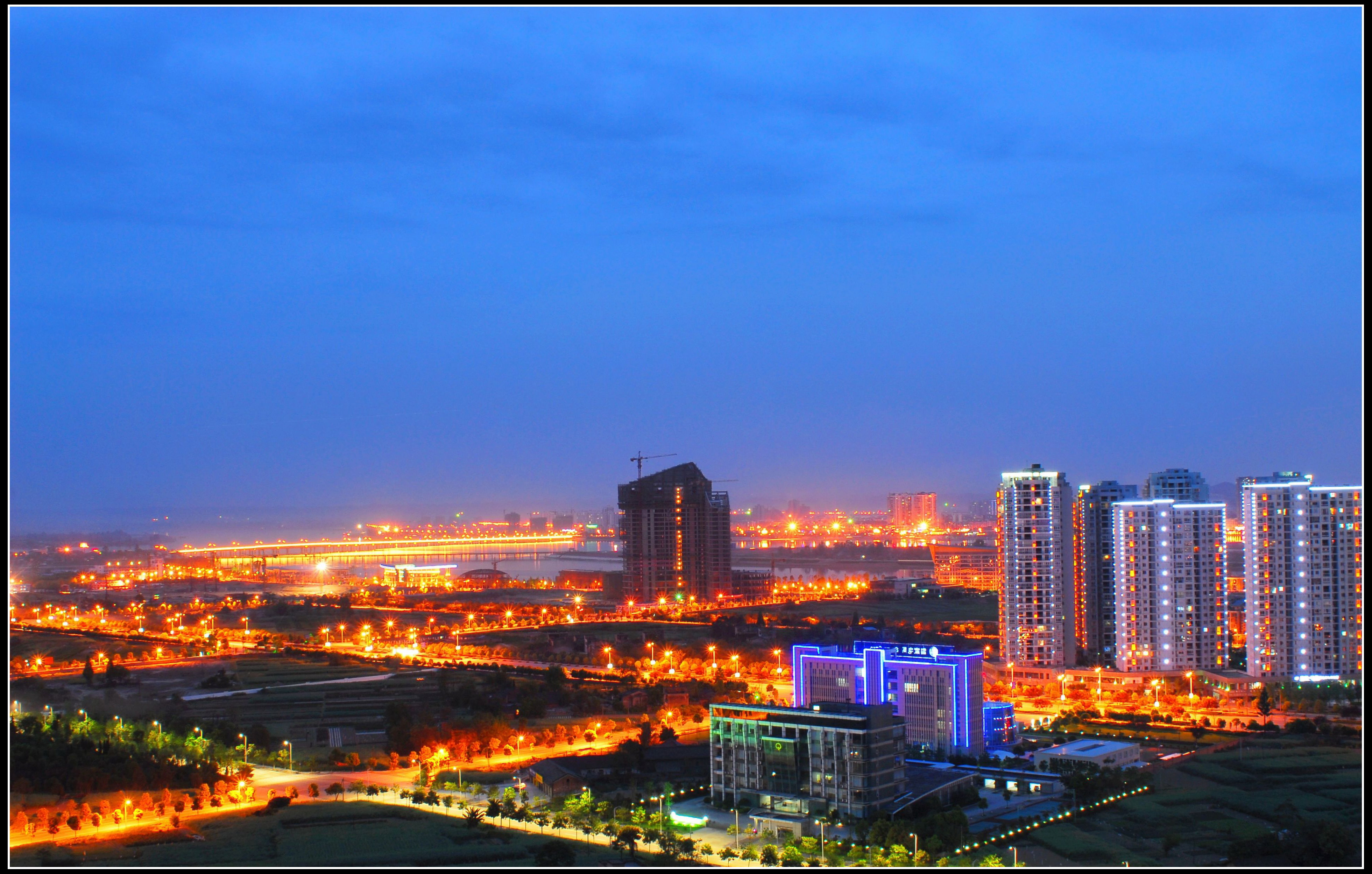 打造绿色宜居幸福城市典范-北纬网(雅安新闻网)